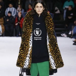 Meet your Posher, Ace